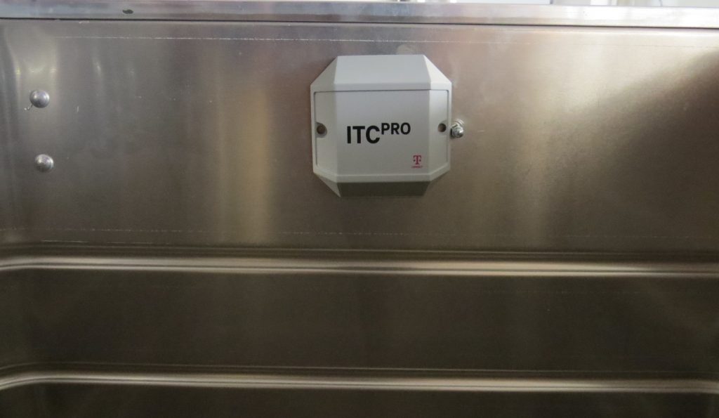Level Meter, mountedin the trash bin, IoT solution for smart waste management. Powered by Telekom