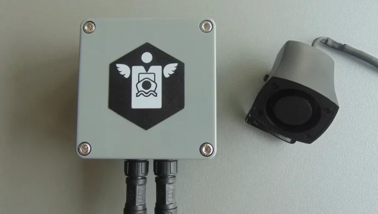 Boat Angel IoT sensor device for marine vessels